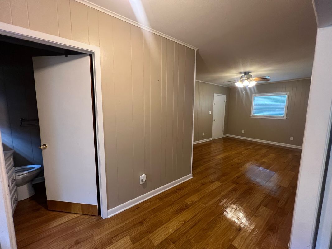 Foto del edificio - 1021 S Magnolia Dr