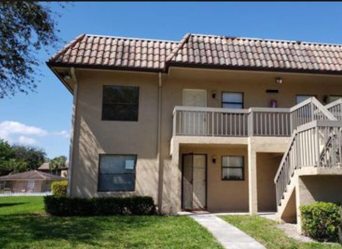 6820 Palmetto Cir S, Boca Raton, FL 33433 Condo for Rent in Boca