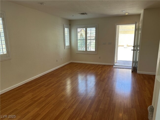 Building Photo - 9983 Alder Springs Ct