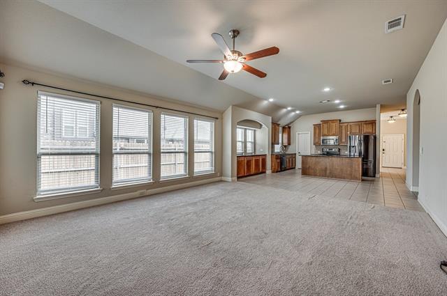 Foto del edificio - 6625 Thistle Wood Dr