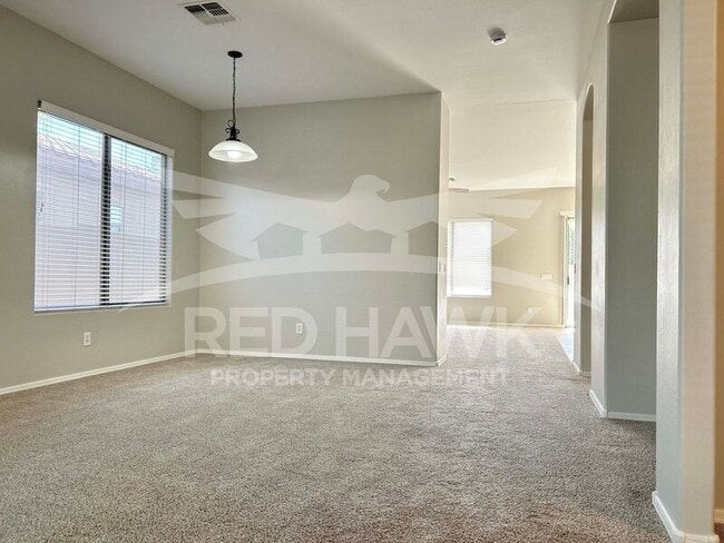 Building Photo - 889 E Leo Pl