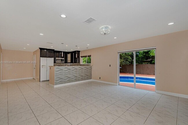 Foto del edificio - 401 SW 76th Terrace