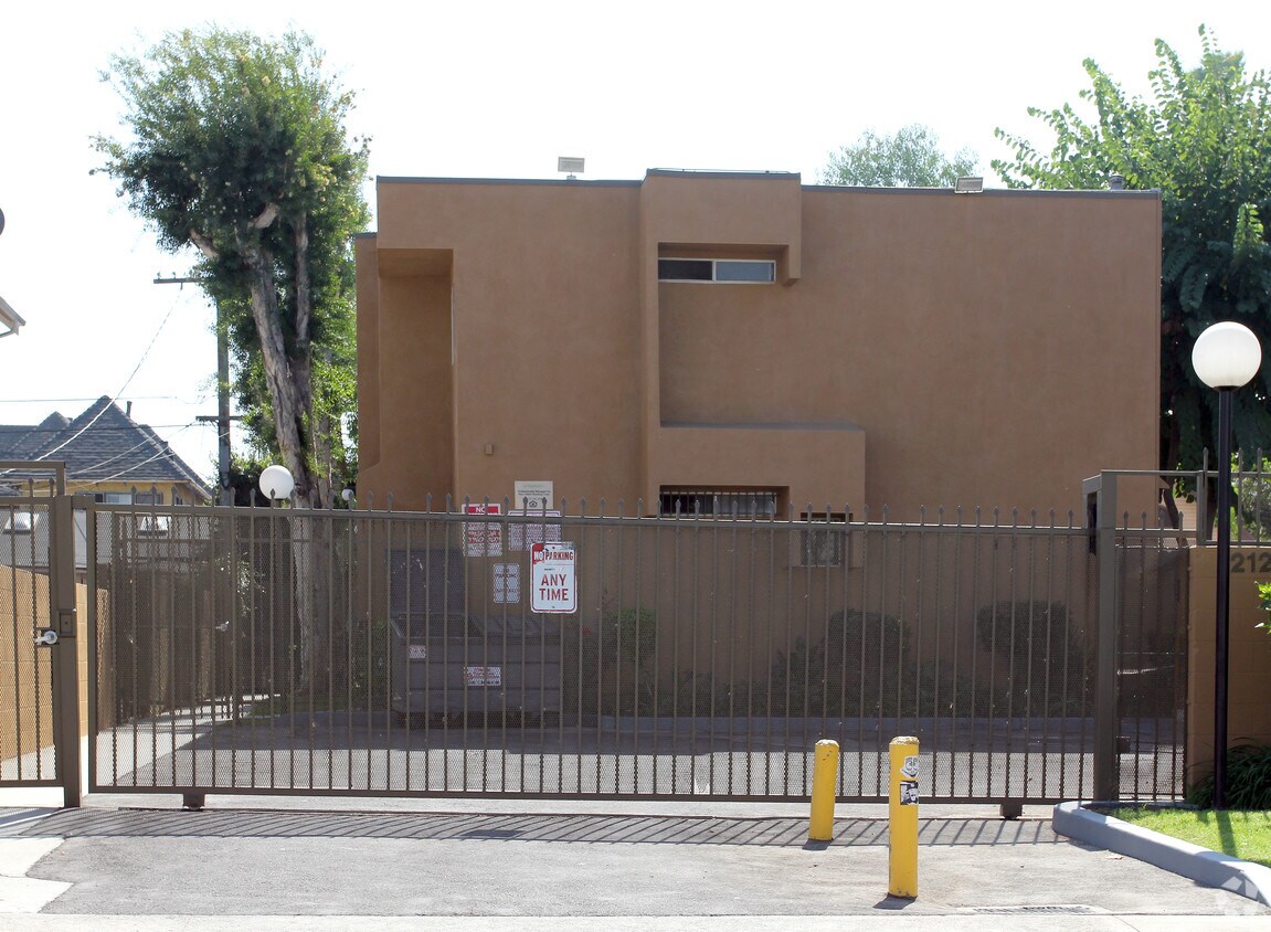 Foto del edificio - La Hacienda