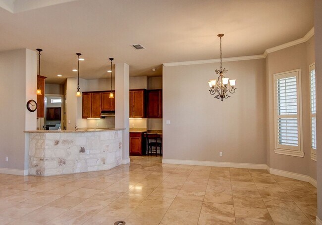 Building Photo - Comanche Trace on Golf Course