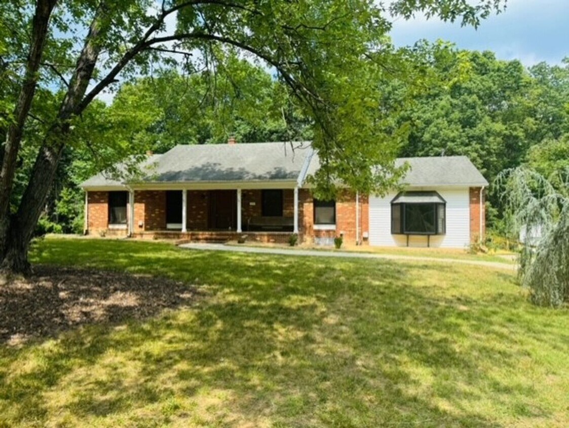 Primary Photo - SERENE 5 ACRES - STAFFORD - MOUNTAIN VIEW ...