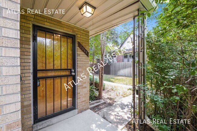 Foto del edificio - 1542 N Frst St Pkwy