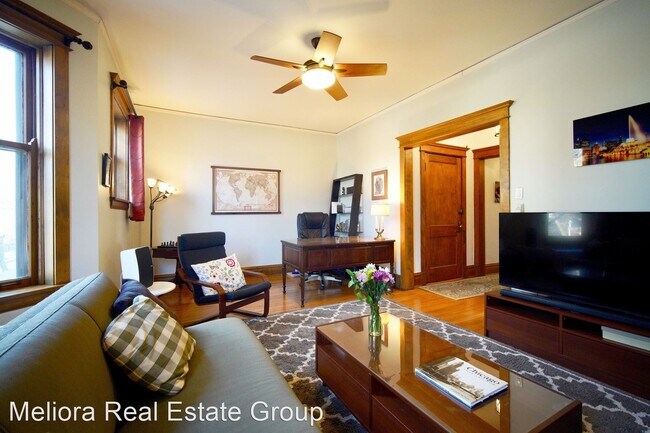 Foto del edificio - 2 br, 2 bath House - 5616 S Kimbark Ave #2