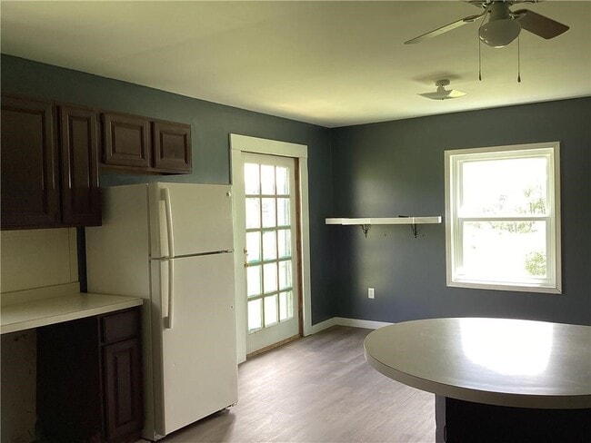 Building Photo - 117 Wrench Ln