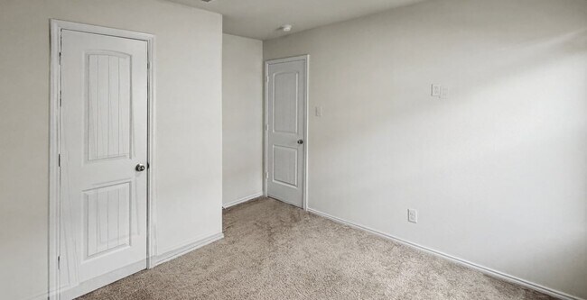 Foto del edificio - 1816 Barrie Wy