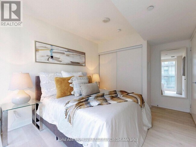 Building Photo - 70 Queens Wharf Rd