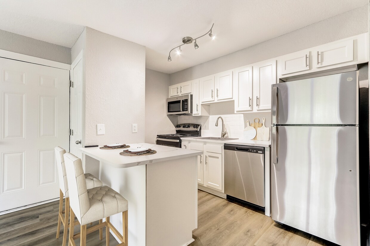 The Landings at San Marco Apartments in Jacksonville, FL