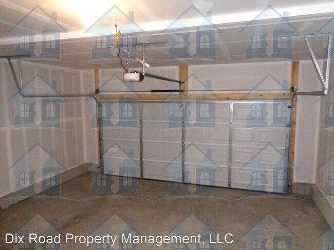 Building Photo - 4 br, 2.5 bath House - 414 McEwing Drive,