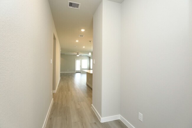 Foto del edificio - 14110 Greystone Ter St