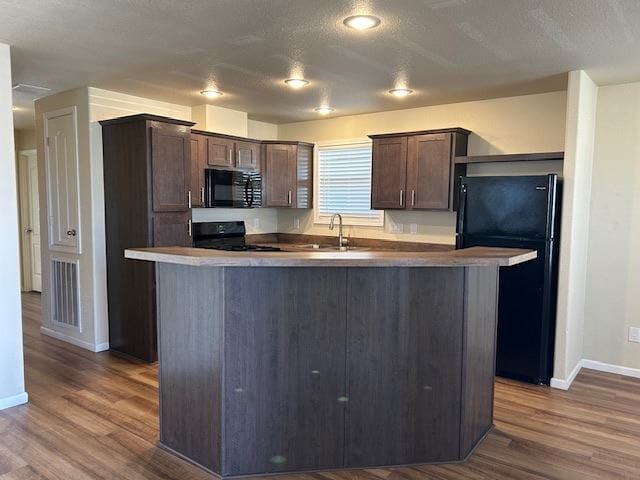 Building Photo - 1601 S Sandhill Rd