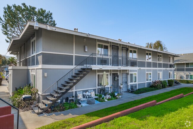 Exterior - University Village Apartments