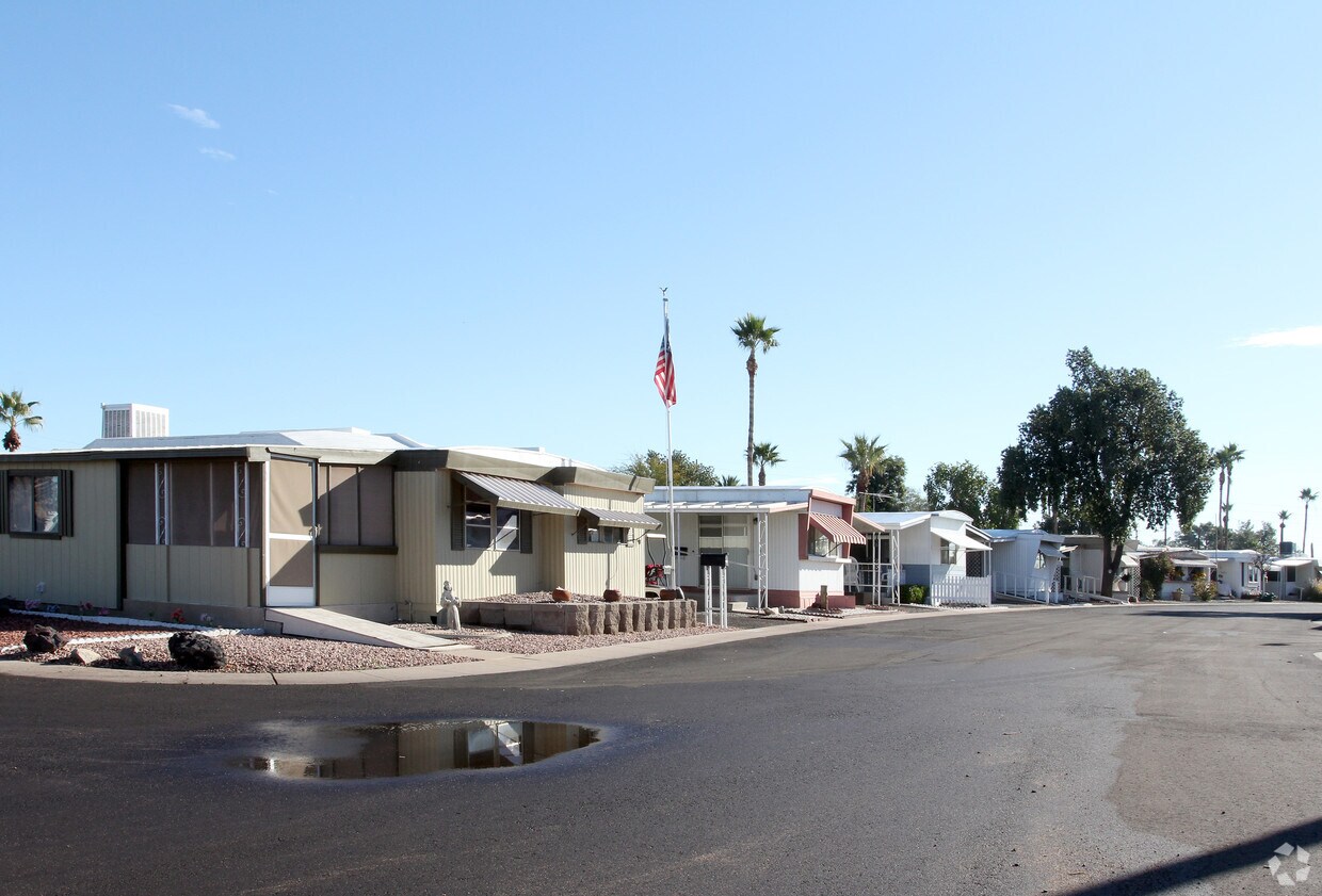 Foto del edificio - Longhaven Estates