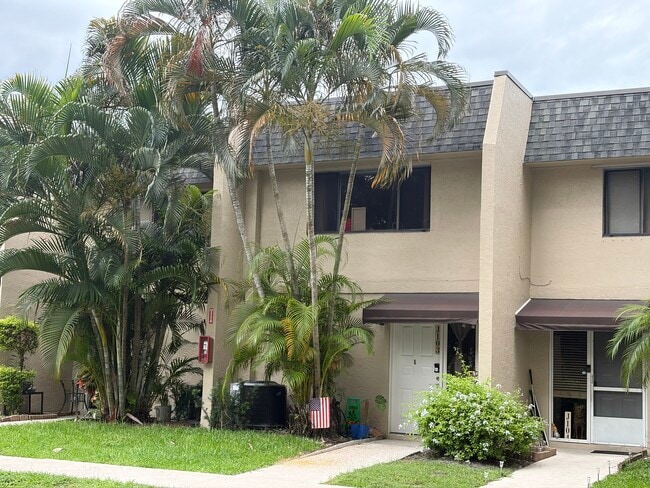 Building Photo - 81 Deer Creek Rd