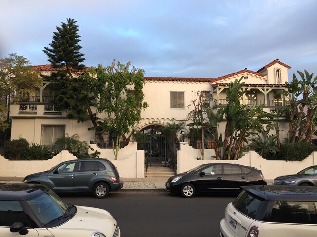 Foto del edificio - 520 N Spaulding Ave