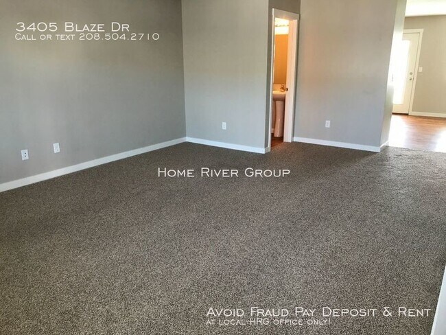 Foto del edificio - 3405 Blaze Dr