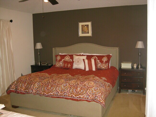 Foto del edificio - 1108 Pine Island Ct