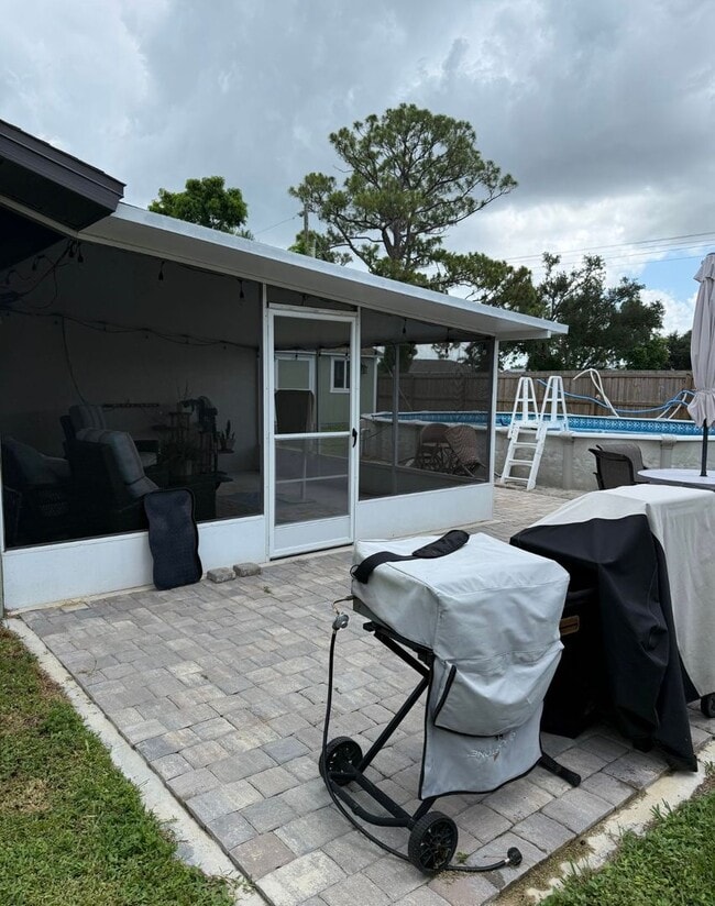 Foto del edificio - 1206 SW 8th St