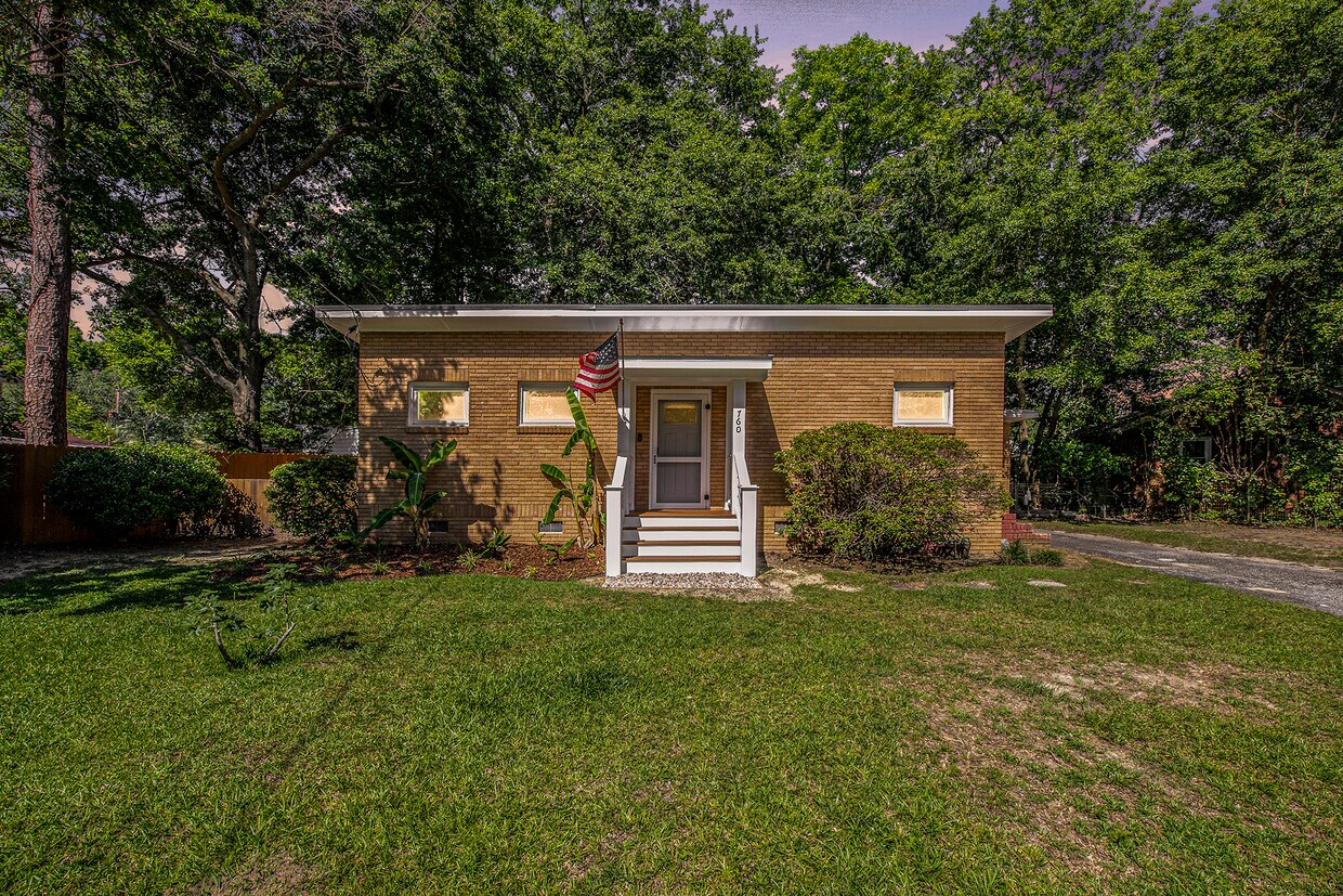 Primary Photo - 760 Shelley Rd