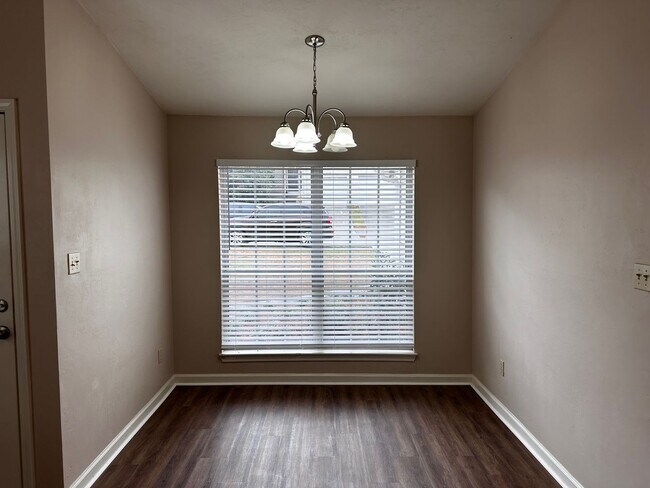 Foto del edificio - 7345 Hollis St