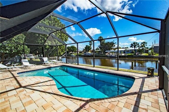 Foto del edificio - 540 Lindley Terrace