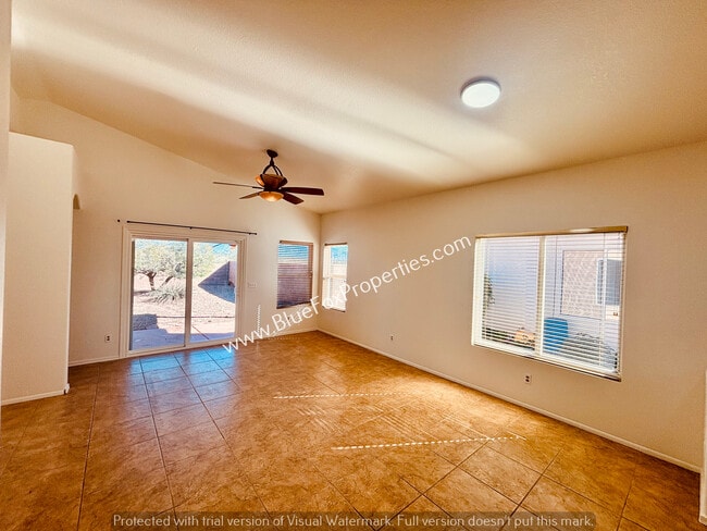 Building Photo - 9744 N Stone Rock Dr