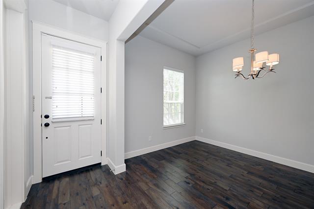 Building Photo - 1021 Water St