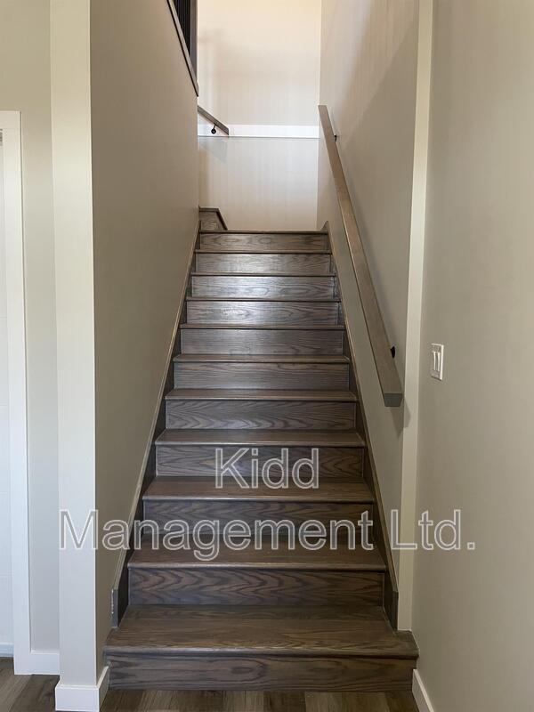 Photo du bâtiment - 116 Monterey Rd