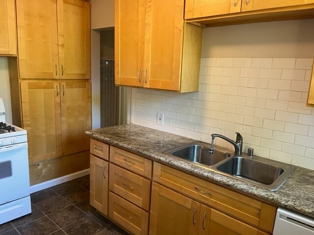 Foto del edificio - 2291 Homewood Dr