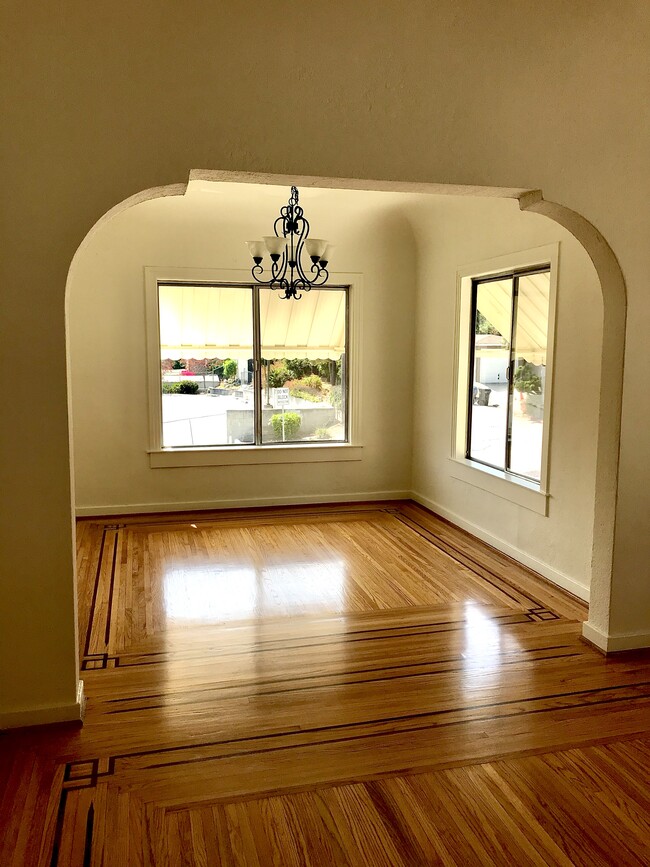 Foto del edificio - 2779 Lakewood Ave N