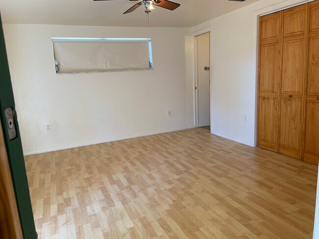 Foto del edificio - 8736 Overlook Dr