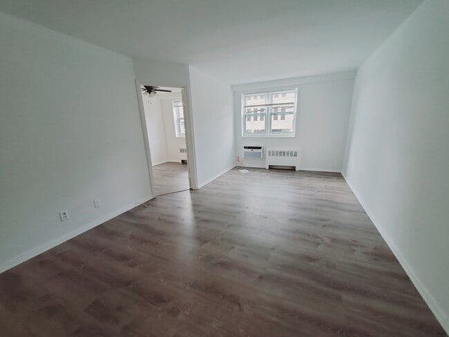 Building Photo - 125 Prospect St