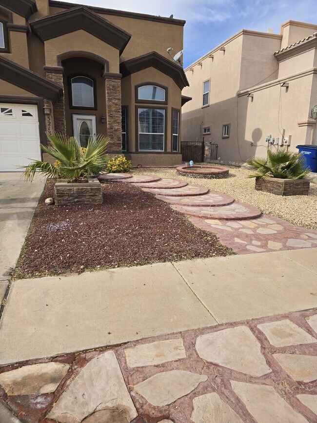 Building Photo - 3213 Tierra Ave Pl