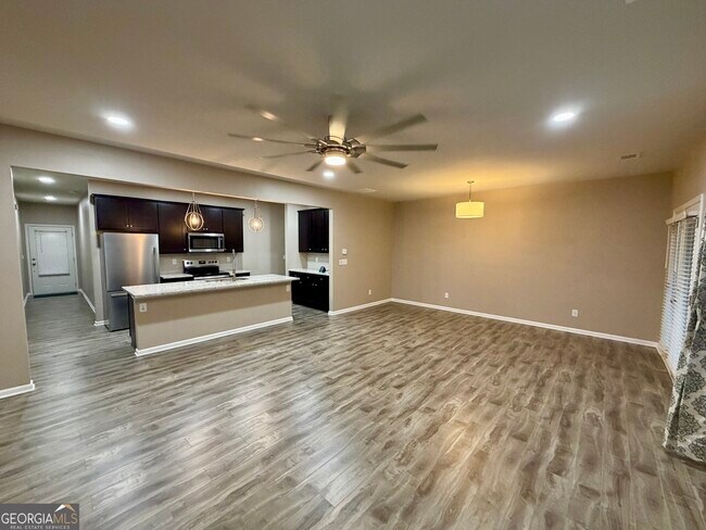 Foto del edificio - 543 Monticello Blvd SE