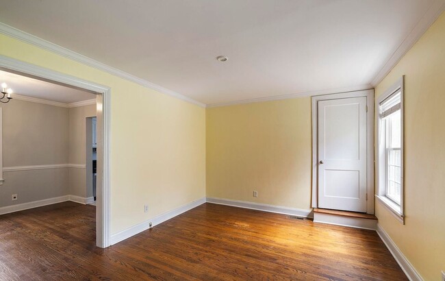 Building Photo - 3815 Ormond Rd