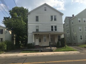 Building Photo - 240 Clinton St