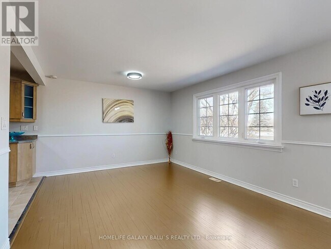 Building Photo - 1247 Kaladar Dr
