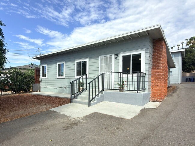 Foto del edificio - 523 N Citrus Ave