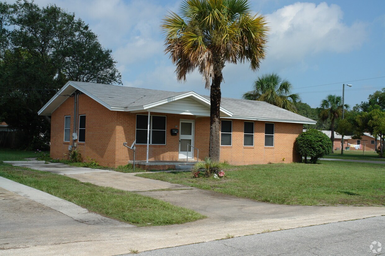 Foto principal - 1011 S 11th St
