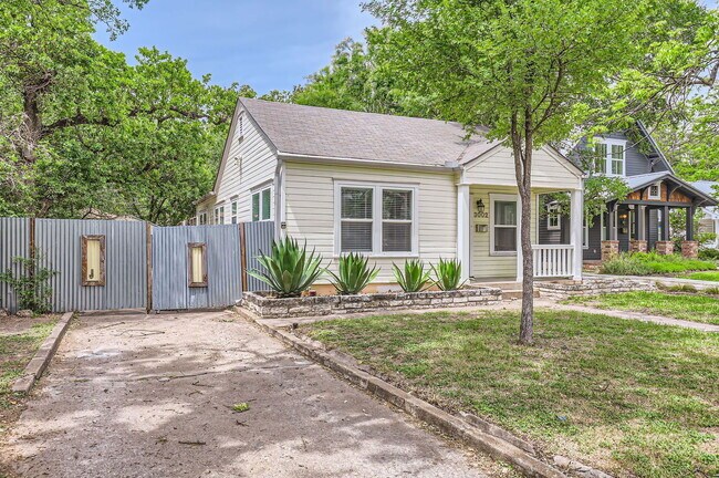 Foto del edificio - 3002 Lafayette Ave