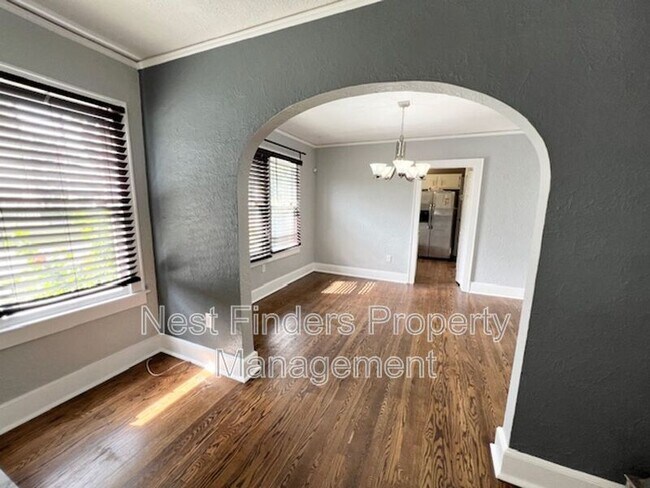 Building Photo - 1568 Naldo Ave