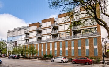 Building Photo - 525 Kedzie St