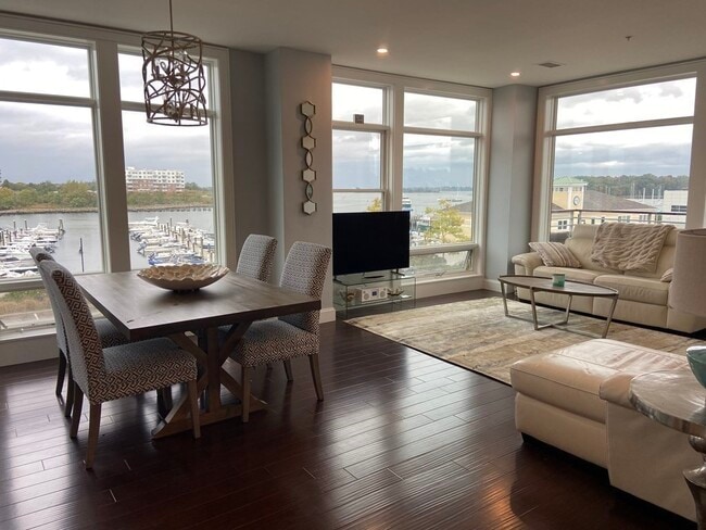 Building Photo - 23 Shipyard Dr