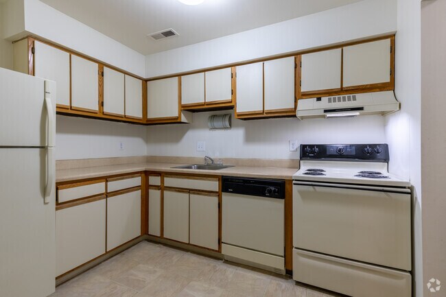 2BR 1,5 BA - 908SF cocina - Glenview Gardens Apartments