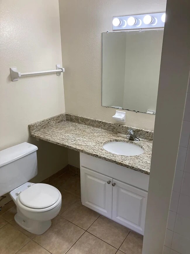 Foto del edificio - 5003 21st St W