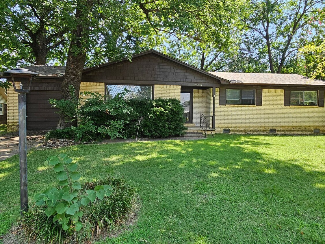 220 Harvard Ave, Fort Smith, AR 72908 House Rental in Fort Smith, AR