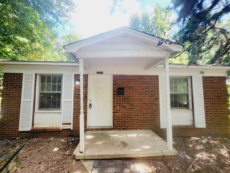 2529 Remington St, Charlotte, NC 28216 House Rental in Charlotte, NC